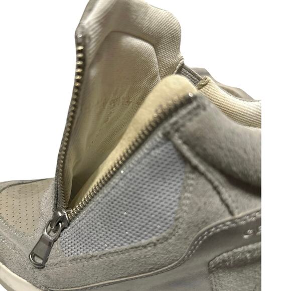 Geox Nydame wedge sneaker light grey & silver Italian suede & leather size 38=7 - Picture 7 of 12